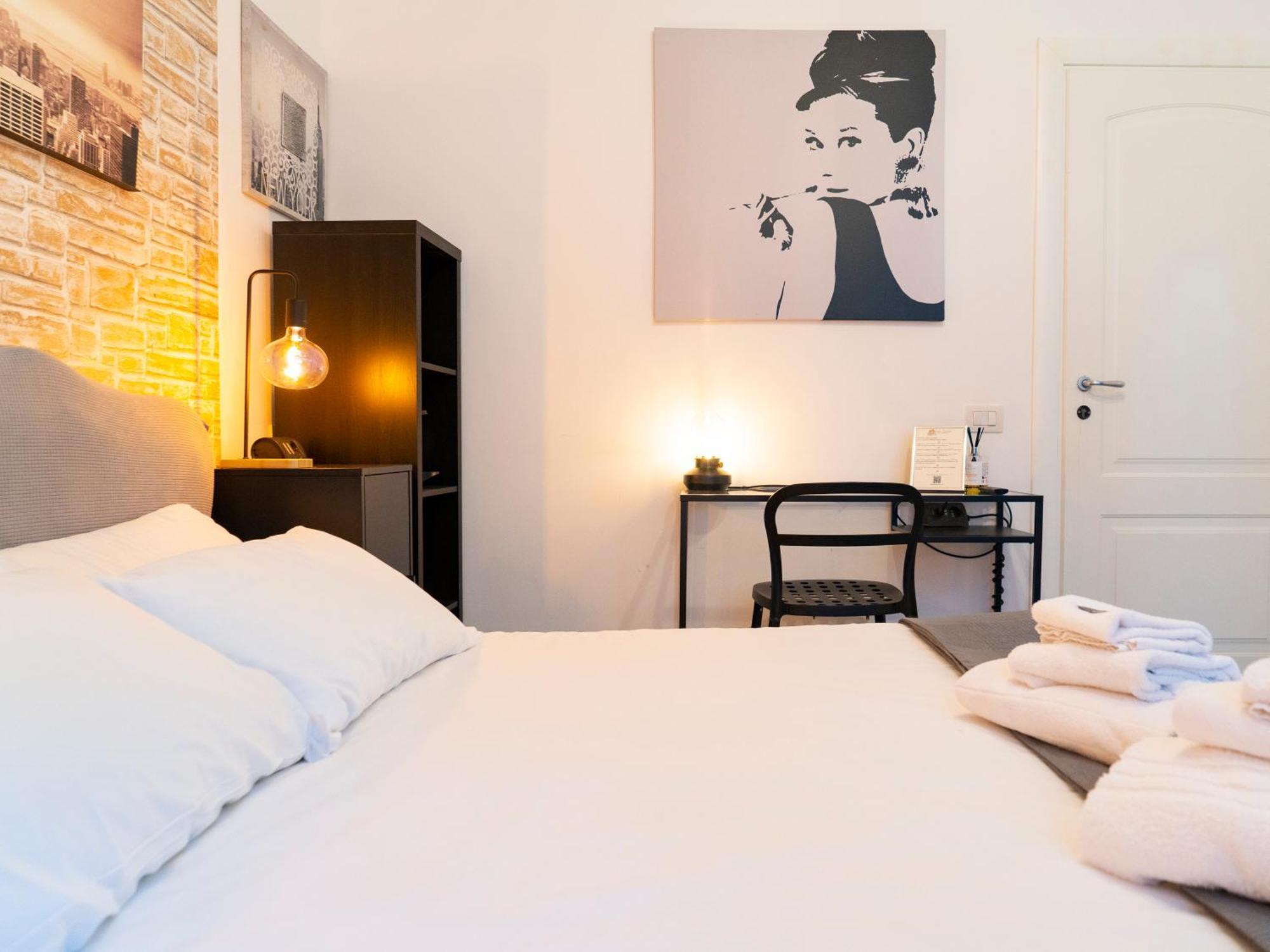 Salotto Piramide Bed & Breakfast Rom